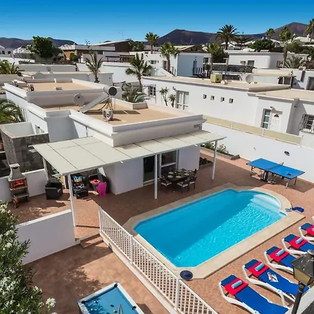 Villa Amapola Mar By *